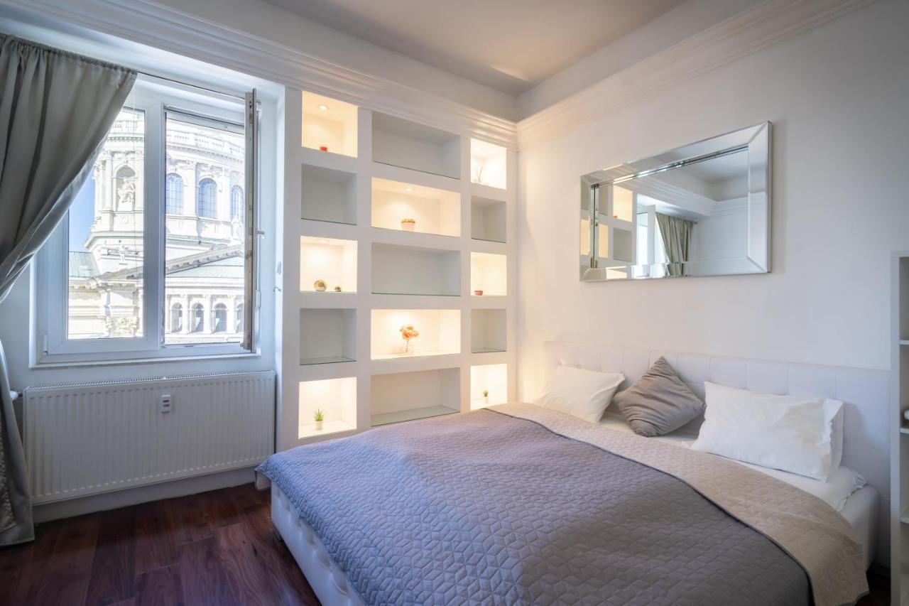 Basilica And Castle View Luxury Suite, Free Parking Reservation Needed 부다페스트 외부 사진