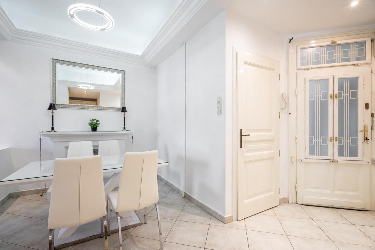 Basilica And Castle View Luxury Suite, Free Parking Reservation Needed 부다페스트 외부 사진