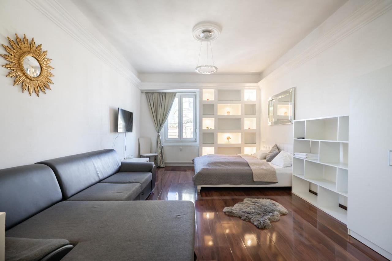 Basilica And Castle View Luxury Suite, Free Parking Reservation Needed 부다페스트 외부 사진