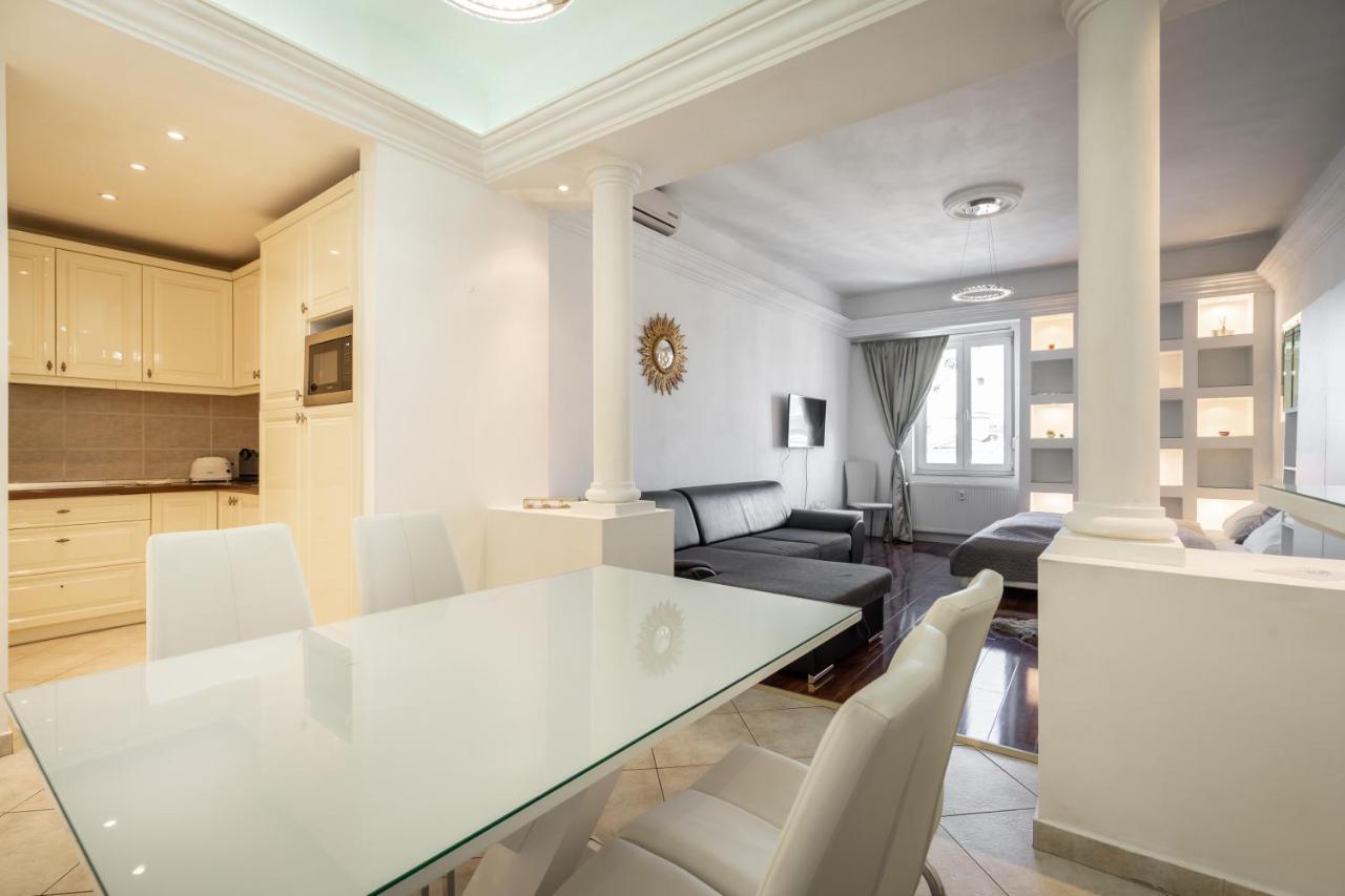 Basilica And Castle View Luxury Suite, Free Parking Reservation Needed 부다페스트 외부 사진