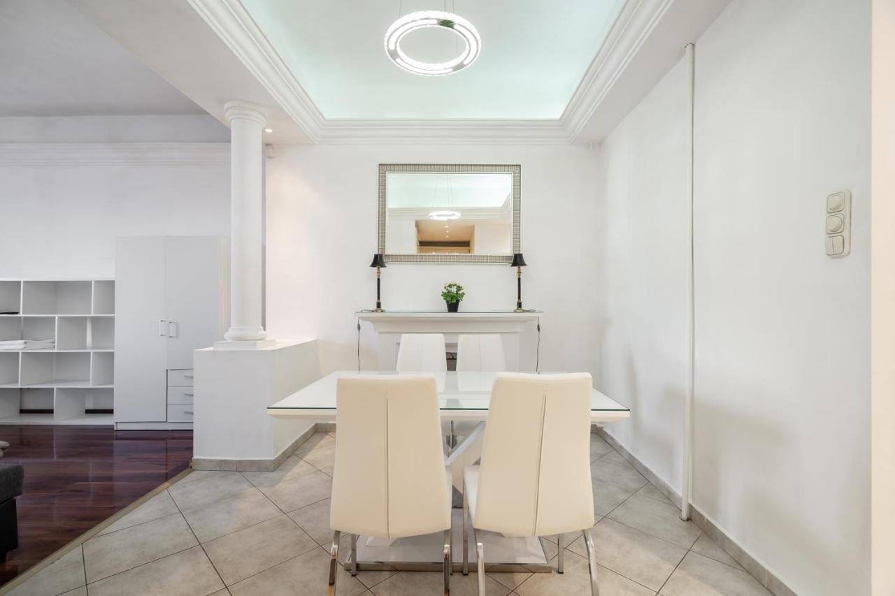 Basilica And Castle View Luxury Suite, Free Parking Reservation Needed 부다페스트 외부 사진