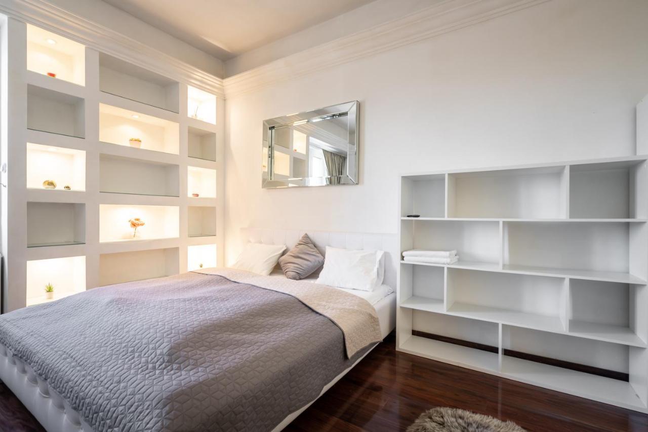Basilica And Castle View Luxury Suite, Free Parking Reservation Needed 부다페스트 외부 사진